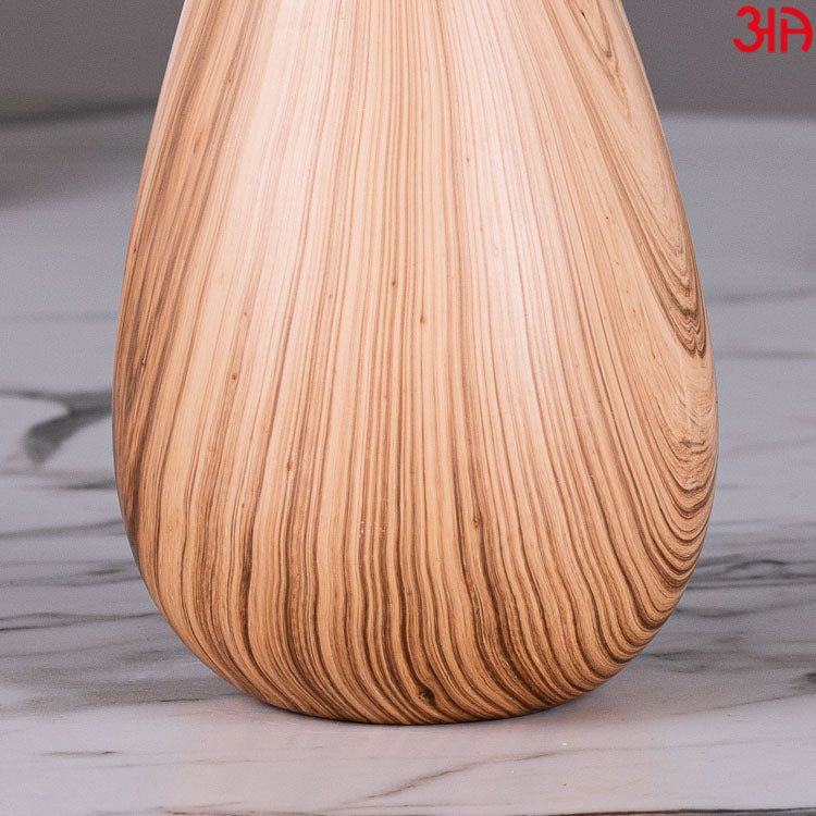 wooden textured finish soap dispenser3