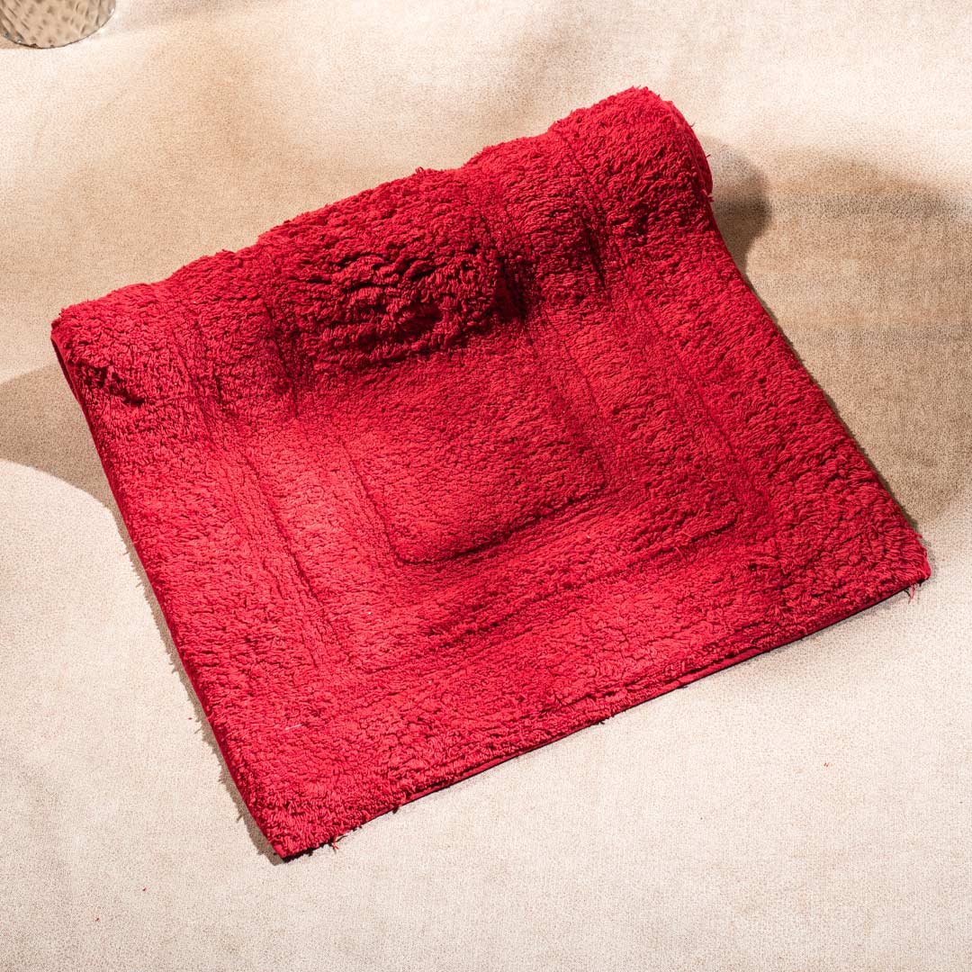 Soft Absorbent U-Shaped Pedestal Bath Mat &amp; Rectangle Bath mat (2pc Set) - RED