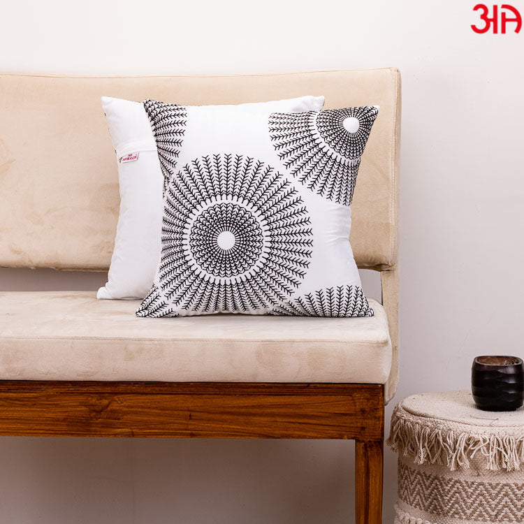 Decorative Printed Cushion Cover – 16 x 16 Inch-White &amp; Black Polyester Velvet Fabric