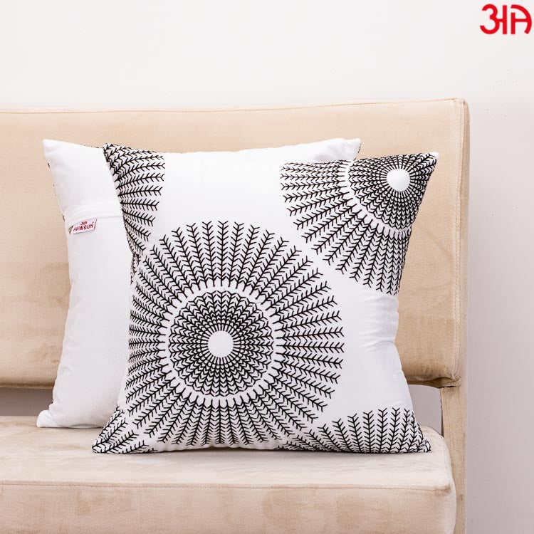 Decorative Printed Cushion Cover – 16 x 16 Inch-White &amp; Black Polyester Velvet Fabric