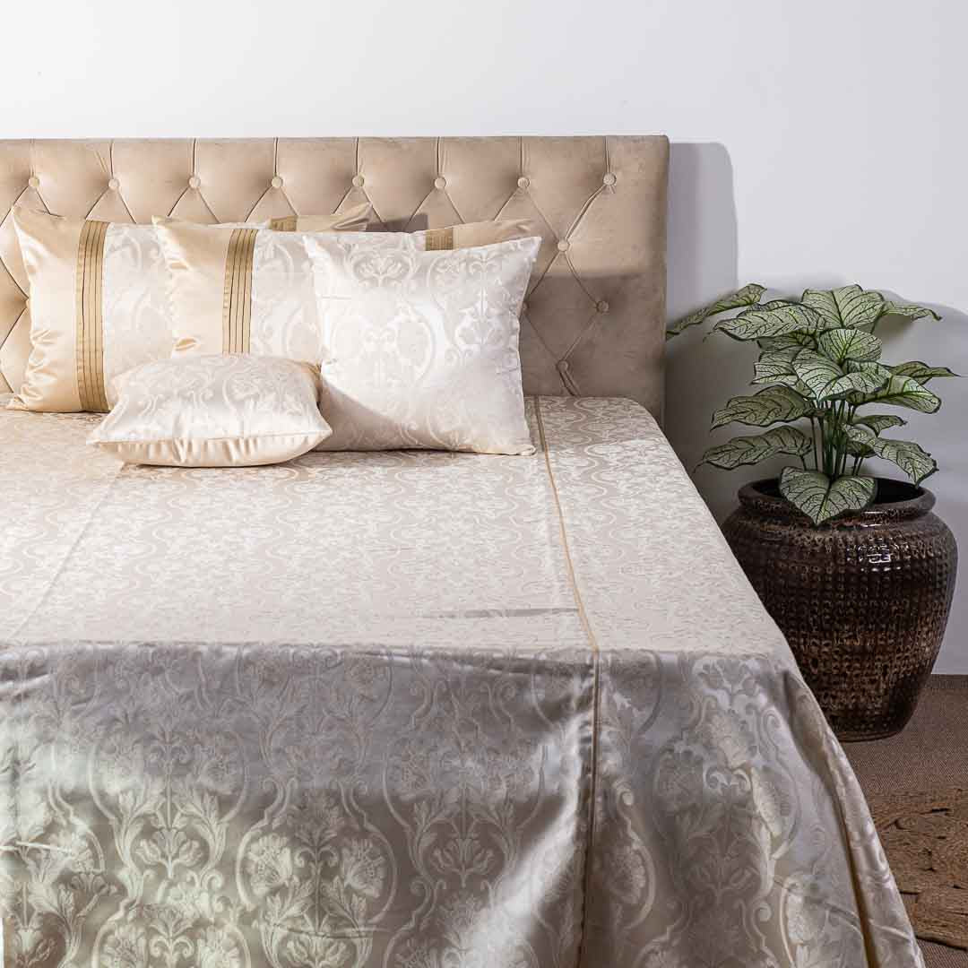 Premium King Size White- Silver Jacquard Mix (1+2+2) Bed Cover Design Ten