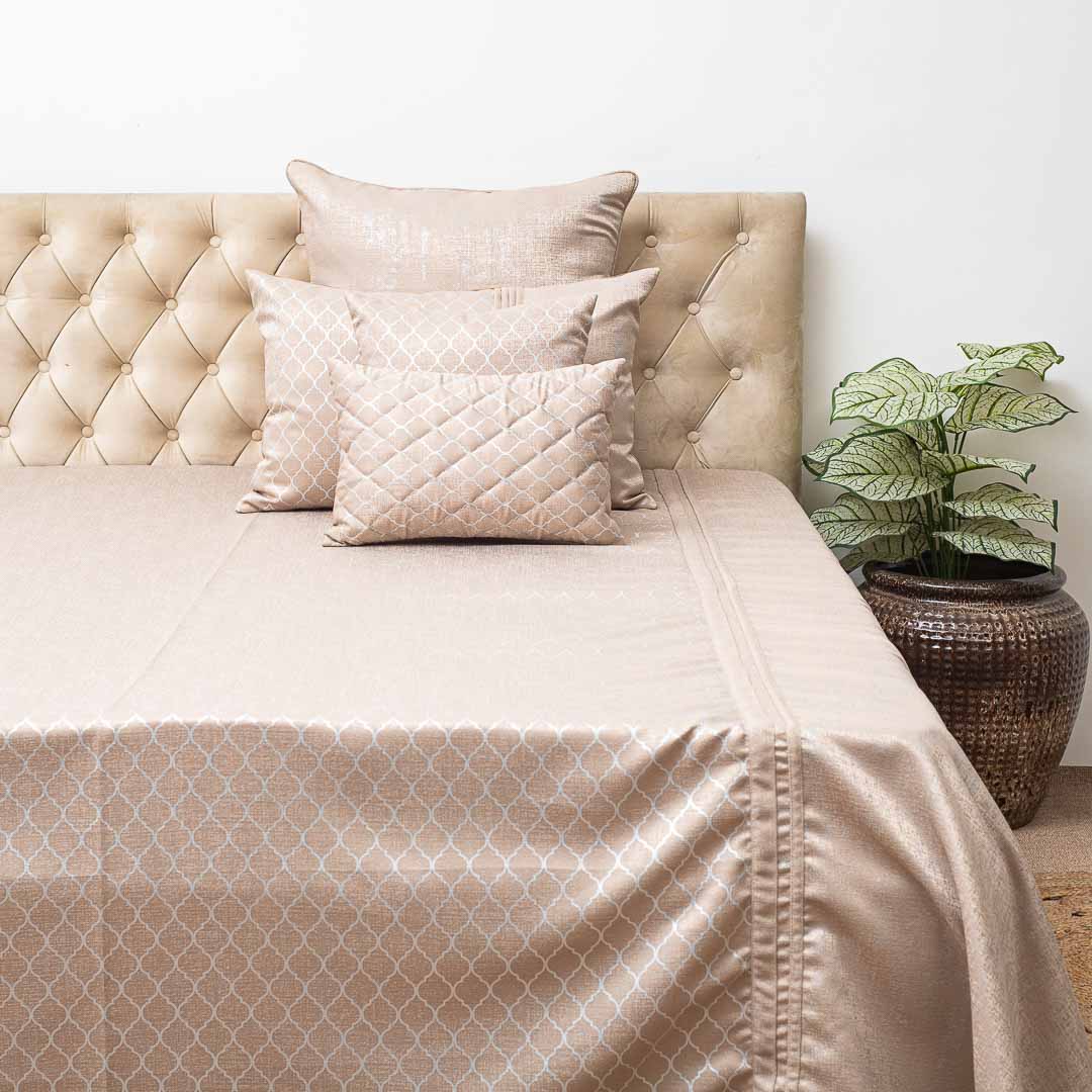 Premium Jacquard Foil Printed (1+2+2+2+1) Bed Cover
