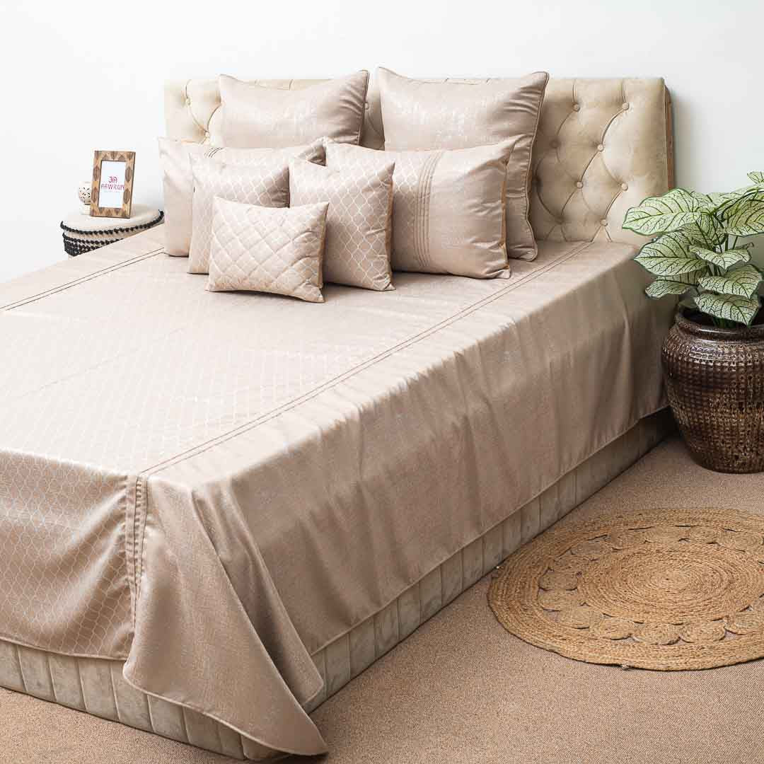 Premium Jacquard Foil Printed (1+2+2+2+1) Bed Cover