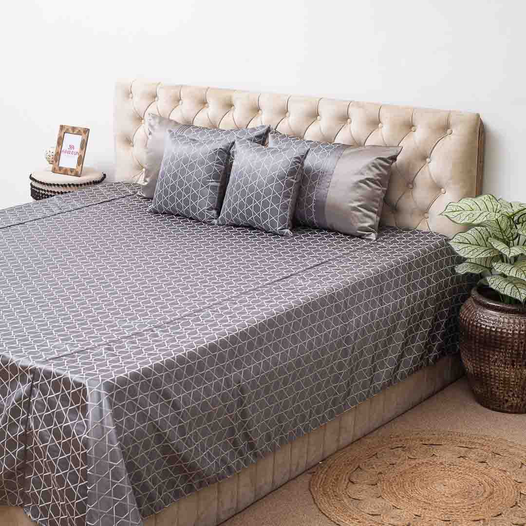 Premium King Size Dark Grey Jacquard Mix (1+2+2) Bed Cover Design Twenty
