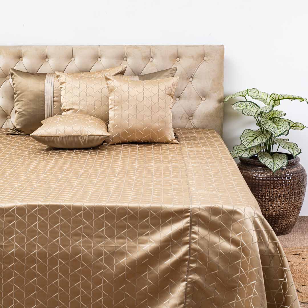 Premium King Size Golden Jacquard Mix (1+2+2) Bed Cover Design Twenty Two