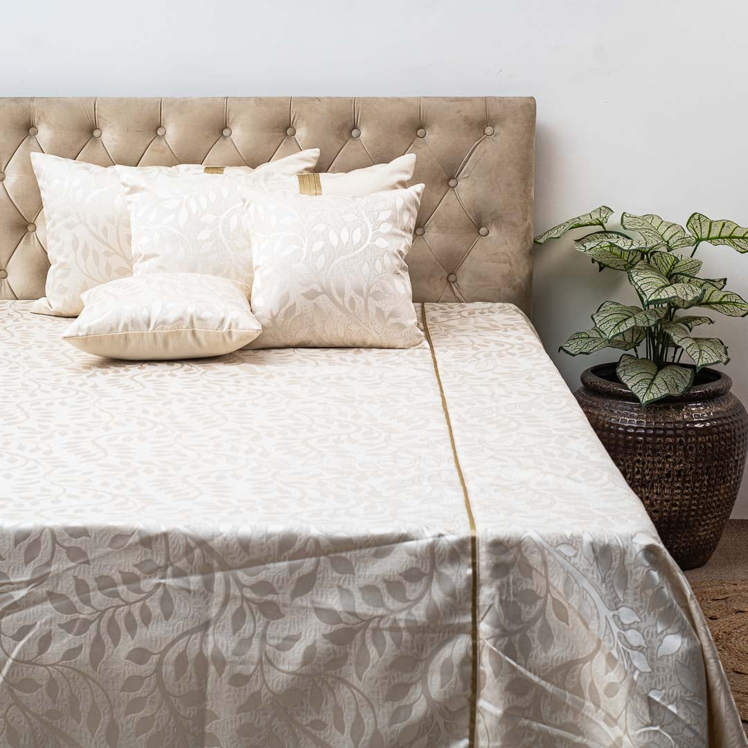 Premium King Size White- Silver Jacquard Mix (1+2+2) Bed Cover Design Twenty Seven