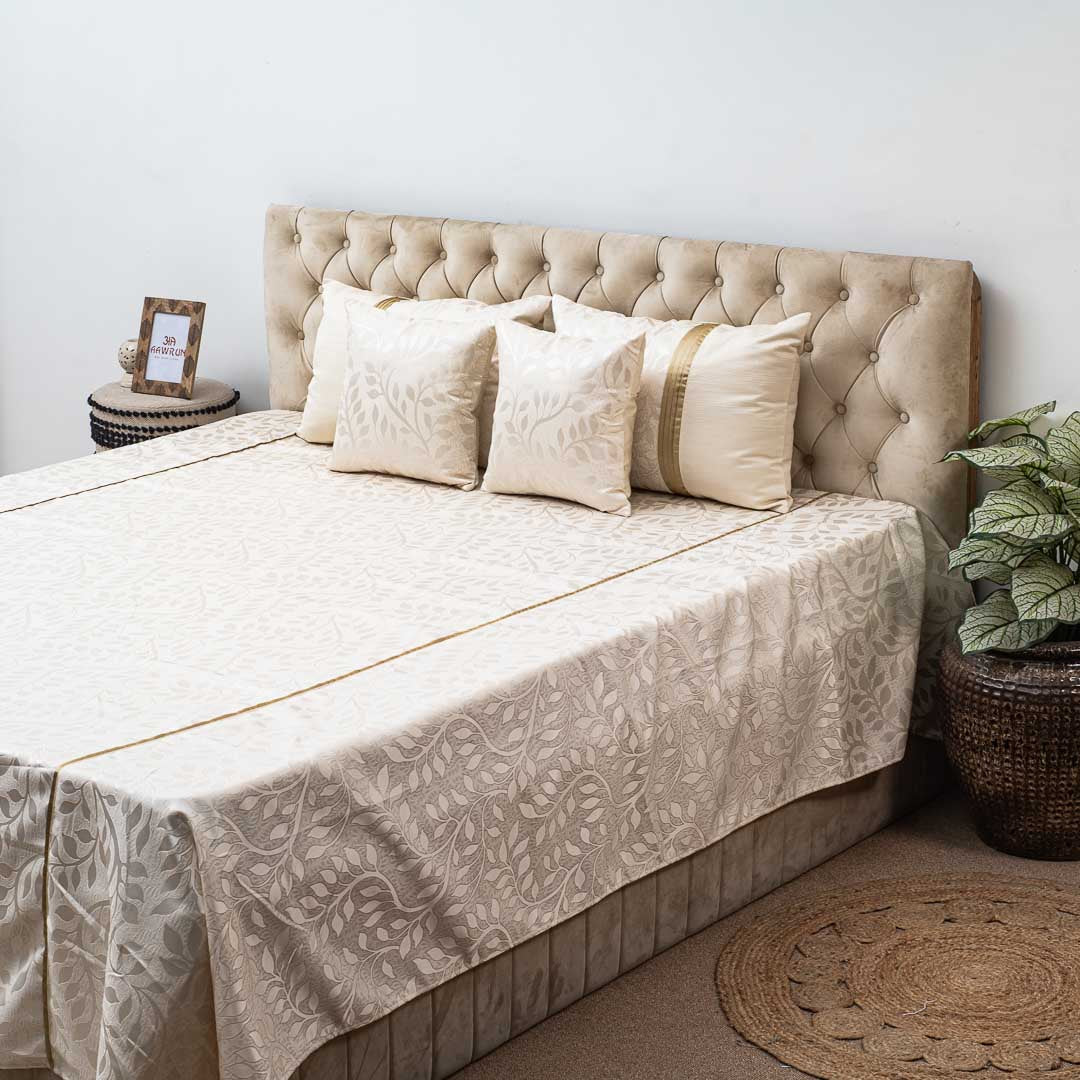 Premium King Size White- Silver Jacquard Mix (1+2+2) Bed Cover Design Twenty Seven