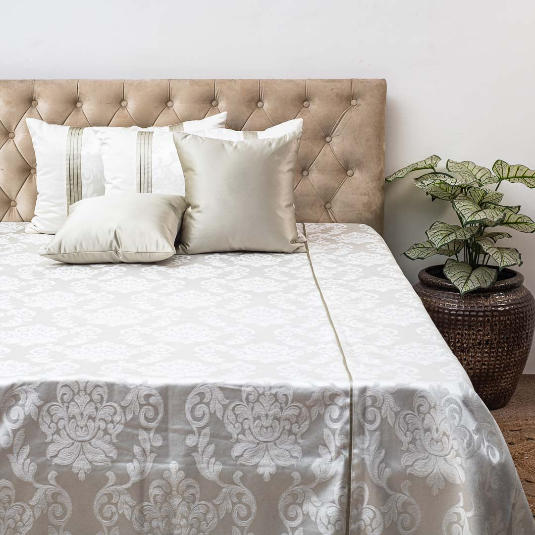 Premium King Size Cream Jacquard Mix (1+2+2) Bed Cover Design Twenty Eight