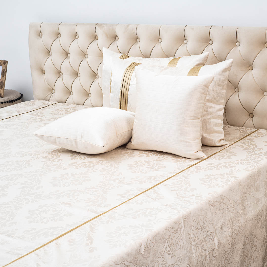 Premium King Size Jacquard Off White (1+2+2) Bed Cover Design Thirty Three