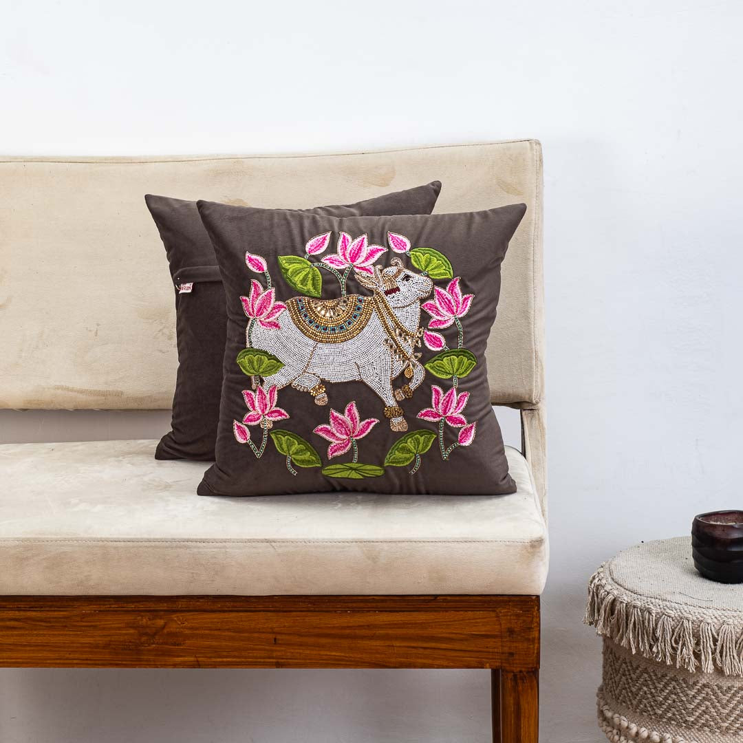 Premium Royal Cow &amp; Lotus Ring Cushion Cover