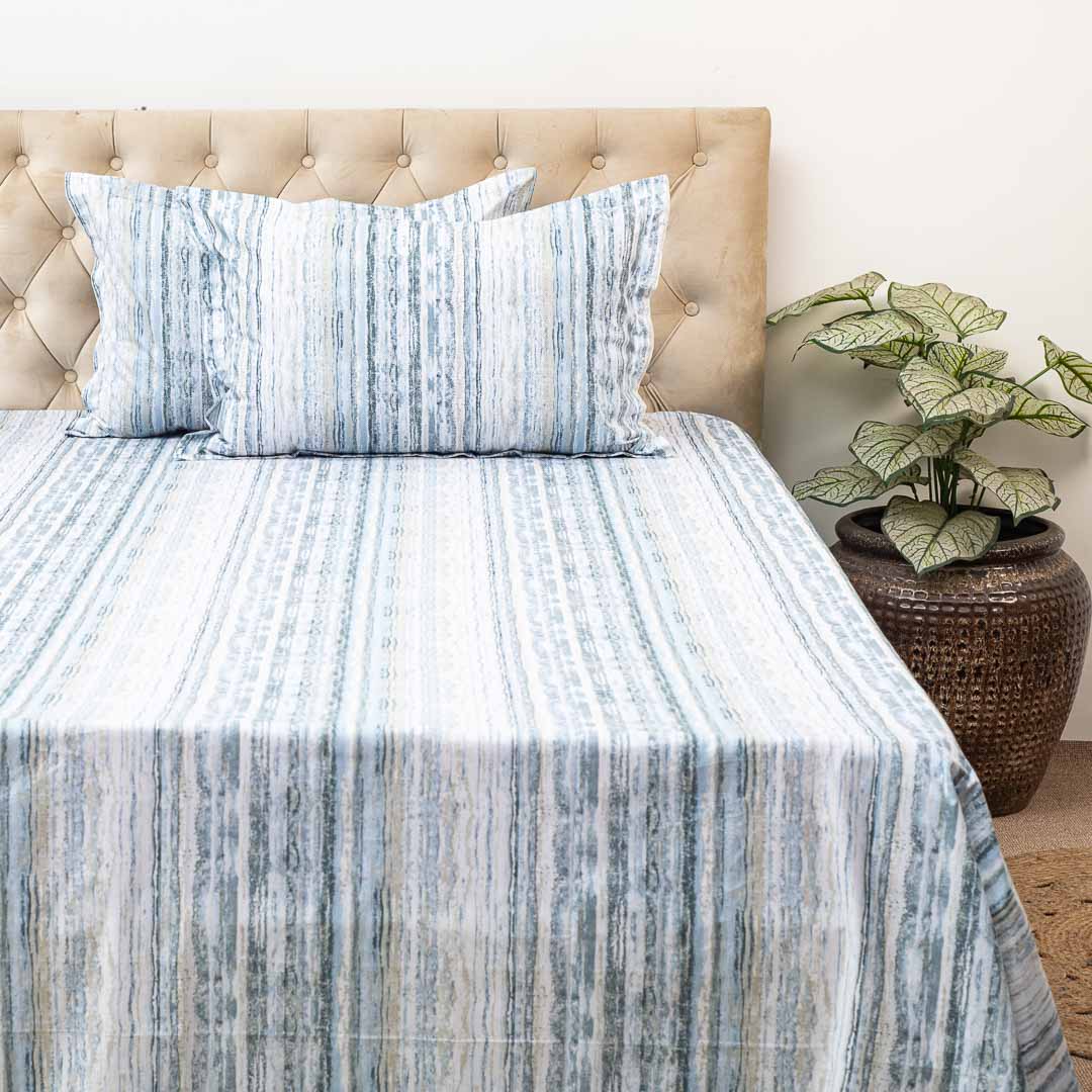 Premium King Size Blue- Multi Cotton Percale Prt (1+2) Bed Cover Comes With Two Pillow Cover Design Fourteen