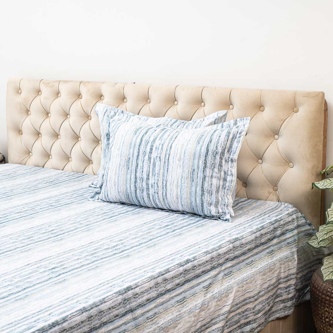 Premium King Size Blue- Multi Cotton Percale Prt (1+2) Bed Cover Comes With Two Pillow Cover Design Fourteen