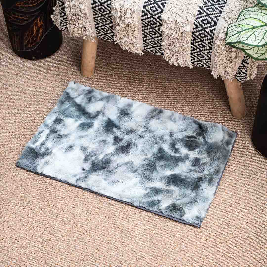 Premium Rabit Fur Tye Dye Door Mat Shead One
