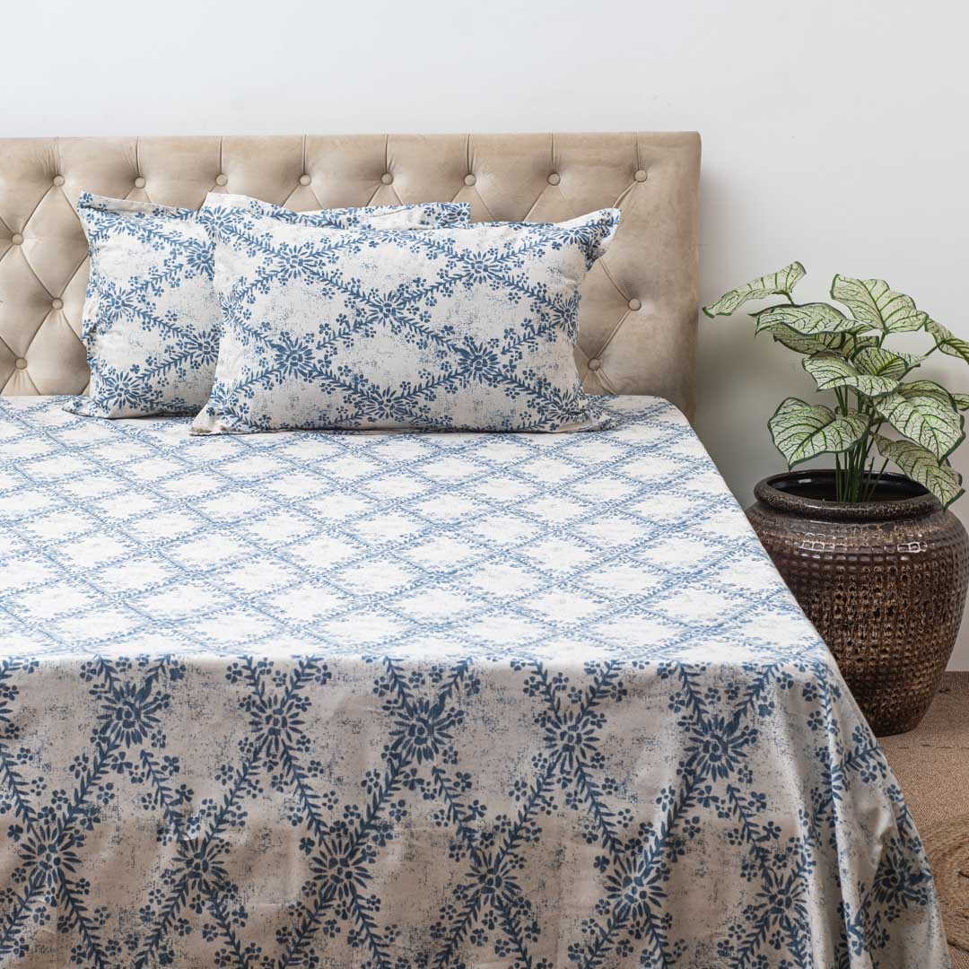 Premium White Multi Corsika (1+2) Bed Cover Design Thirteen