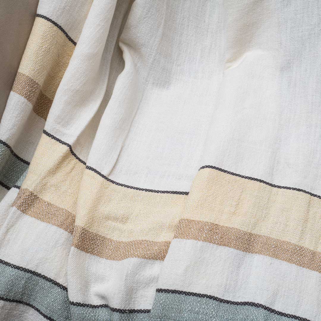 Bohemian Weave Cozy Sofa Throw