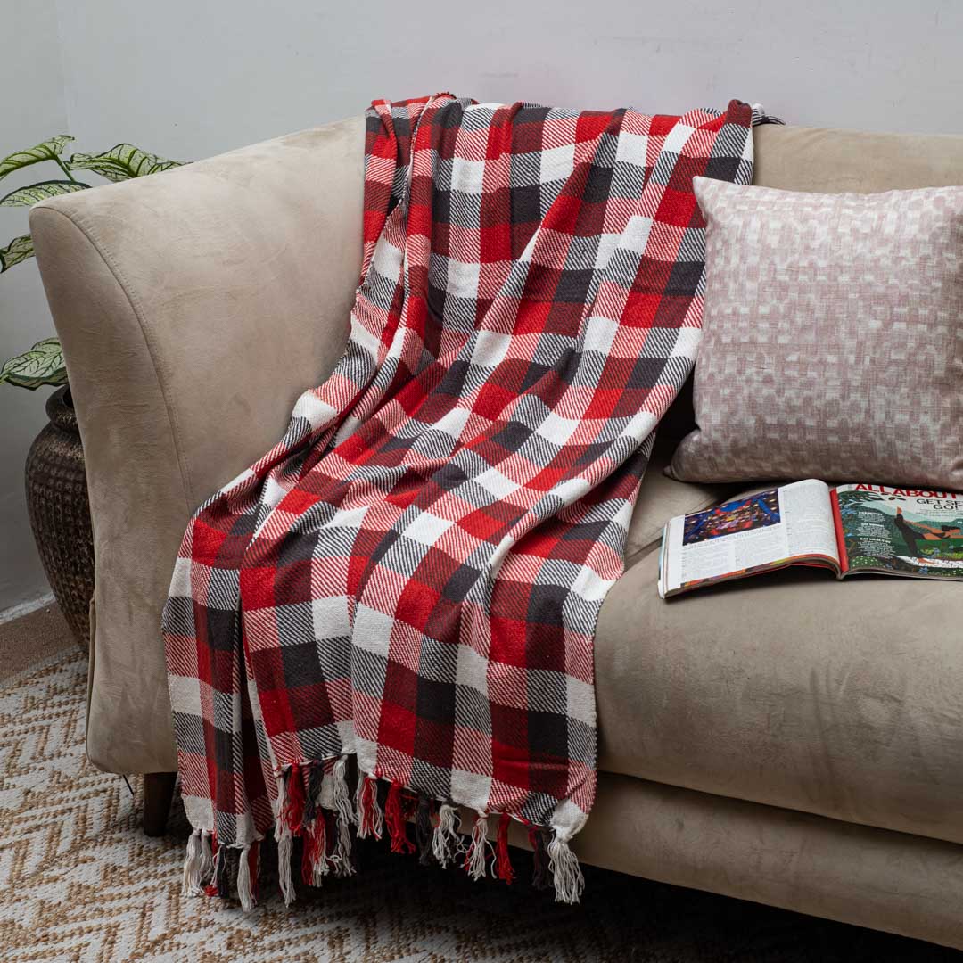 Classic Red Check Cozy Sofa Throw