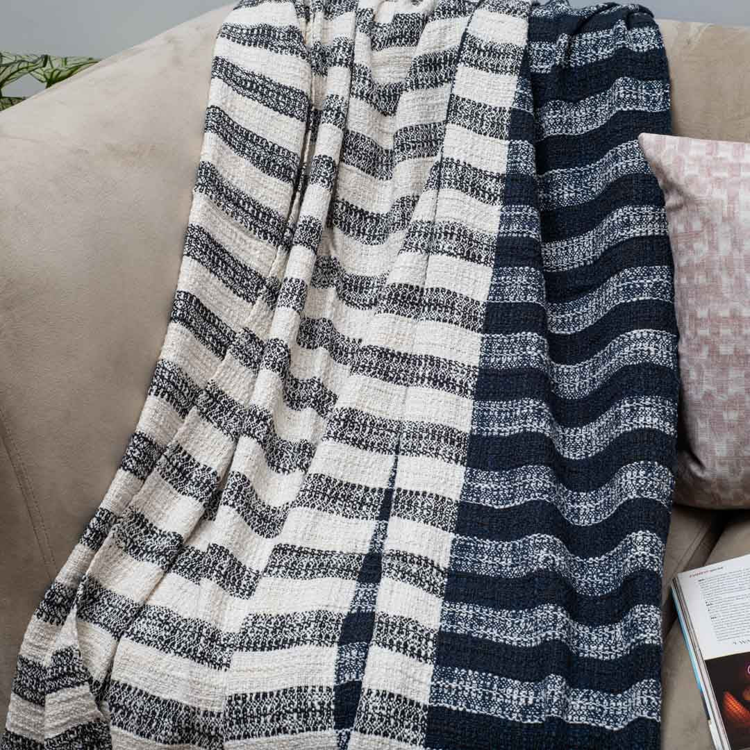 Geometric Grid Cozy Sofa Throw