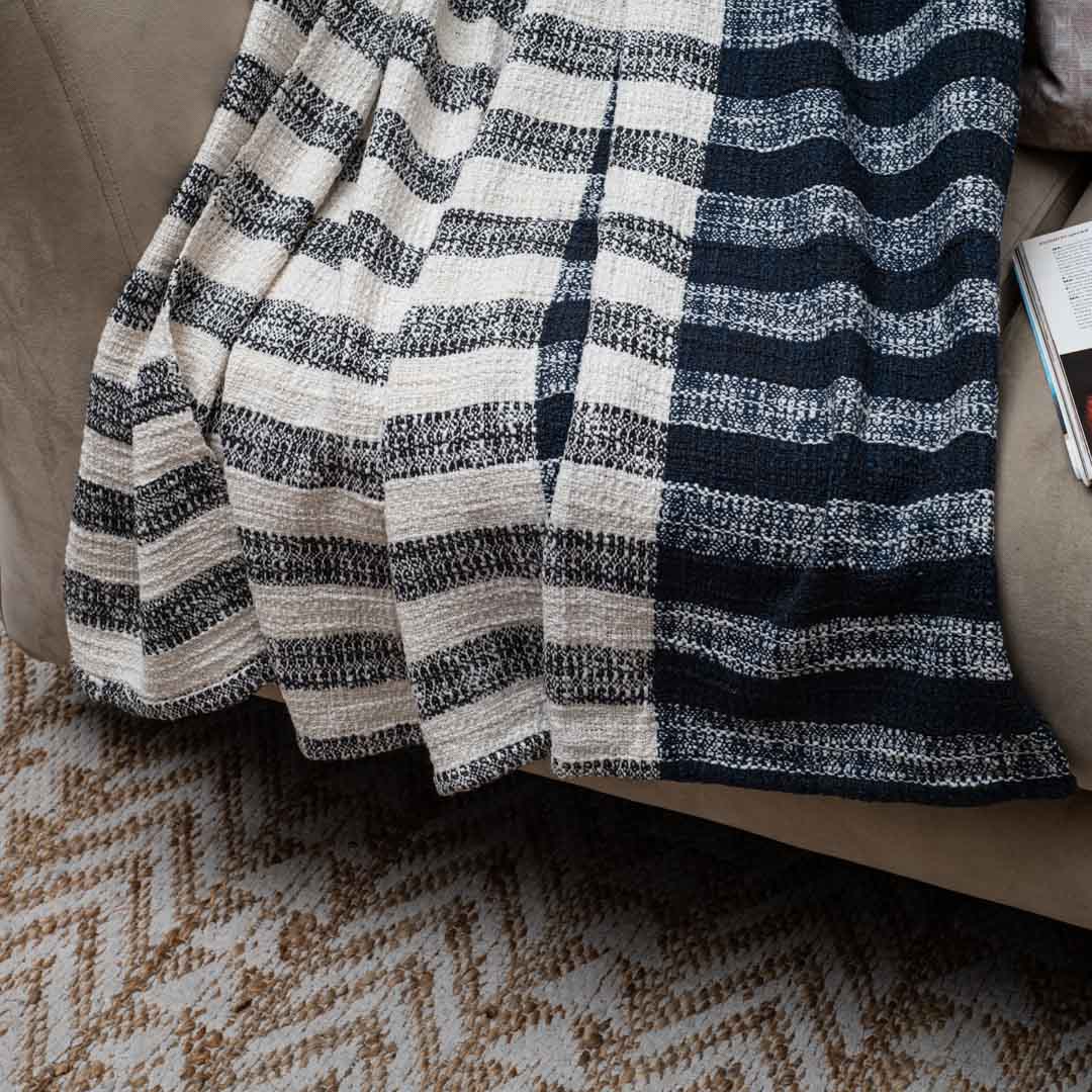 Geometric Grid Cozy Sofa Throw