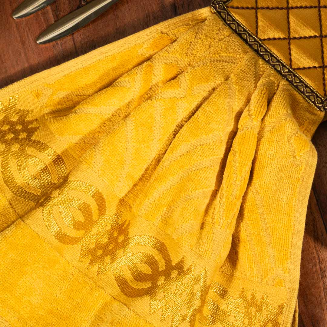 Luxury Kitchen Towel with Satin Quilted