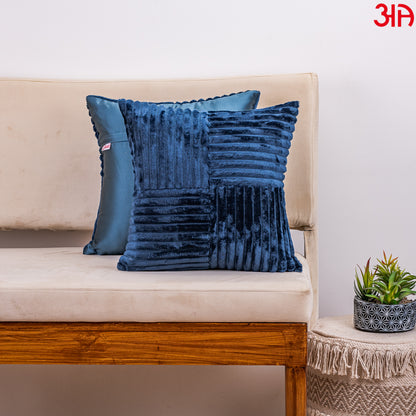 blue fur square cushion2