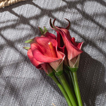 Red Artificial Flower Bunch –36cm PVC &amp; Nylon