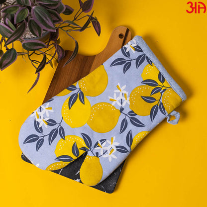 Lemon Garden Design Cotton Microwave Gloves