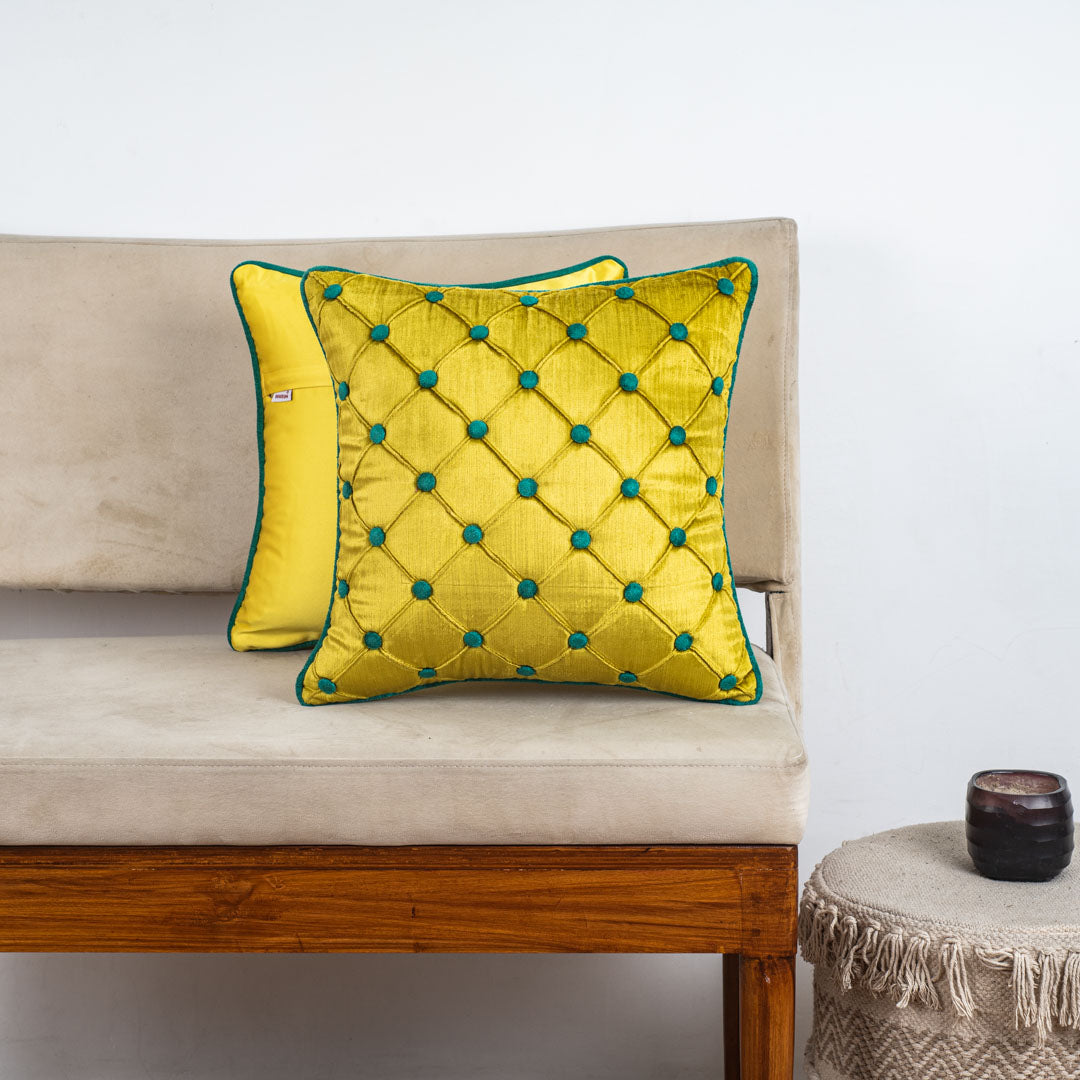 DotGrid Black-Red Velvet Cushion Cover – 16x16 Inch Stylish Home Décor