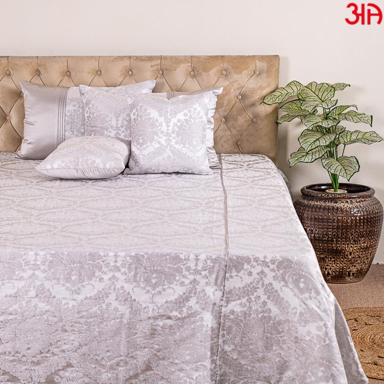 Textured silver bedcover set