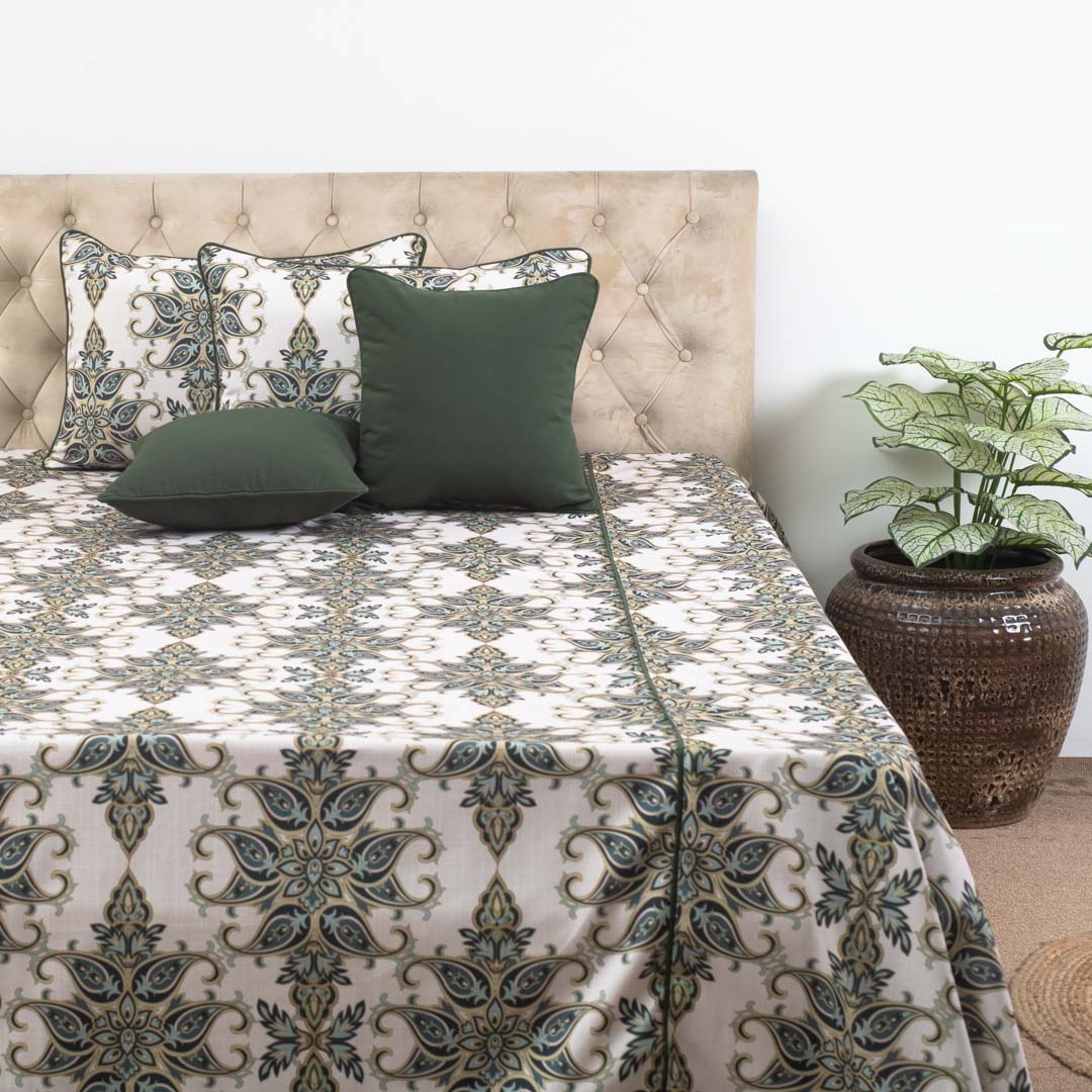 Classic Ornate Motif Cotton Bedcover – 108×108″| Design 11