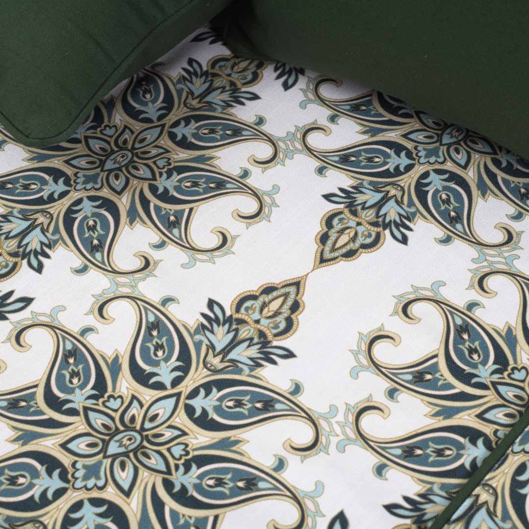 Classic Ornate Motif Cotton Bedcover – 108×108″| Design 11