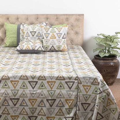 Earthline Geometry Luxury Cotton Bedspread – 108×108″ | Design 13