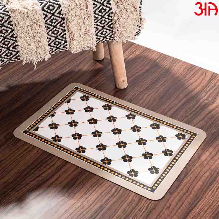 The Crossed Flower Rubber Anti Skid Water Absorbent Mat (38x58) CM