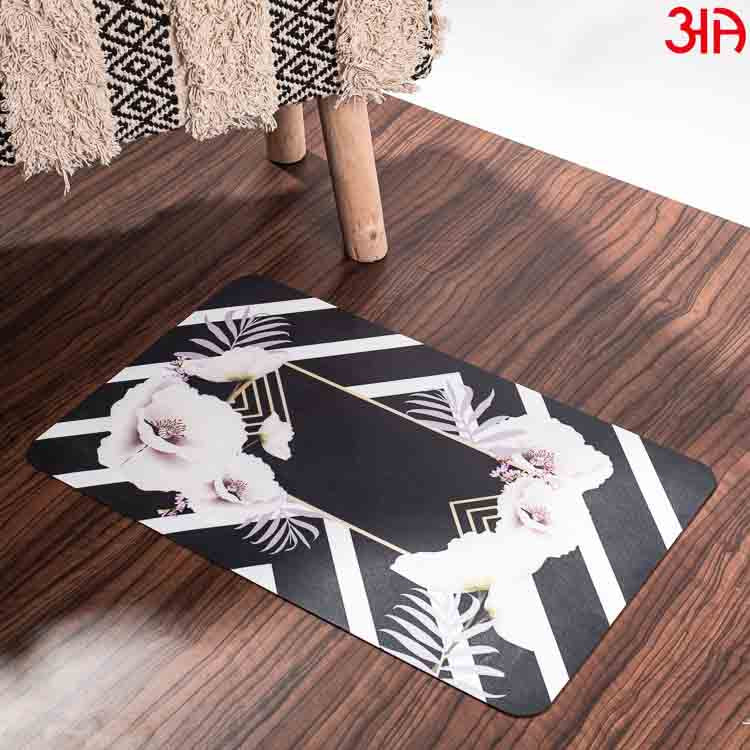 Flower Design Rubber Anti Skid Water Absorbent Mat (38x58) CM