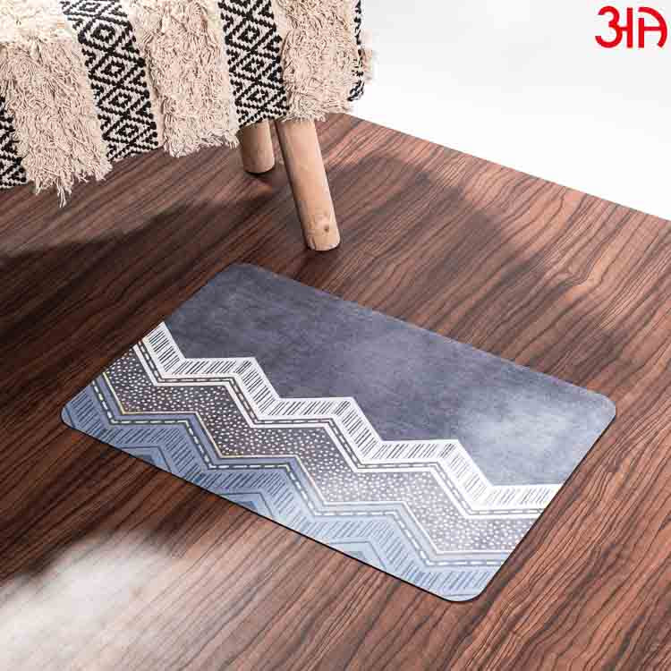 Grey Geometric Rubber Anti Skid Water Absorbent Mat (38x58) CM