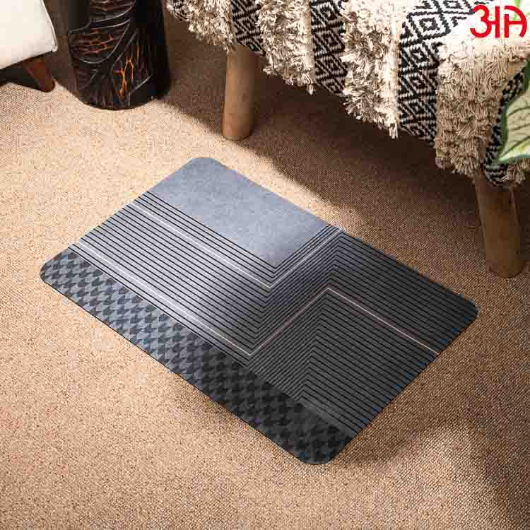 Rubber anti skid water absorbent mat