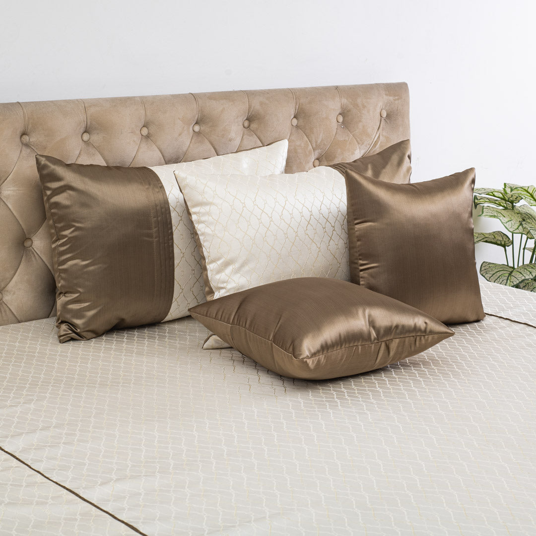 Ivory Lattice Jacquard Bedcover – 100×108″ | Design 1