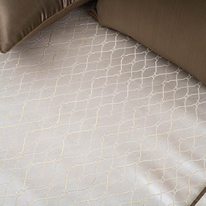 Ivory Lattice Jacquard Bedcover – 100×108″ | Design 1