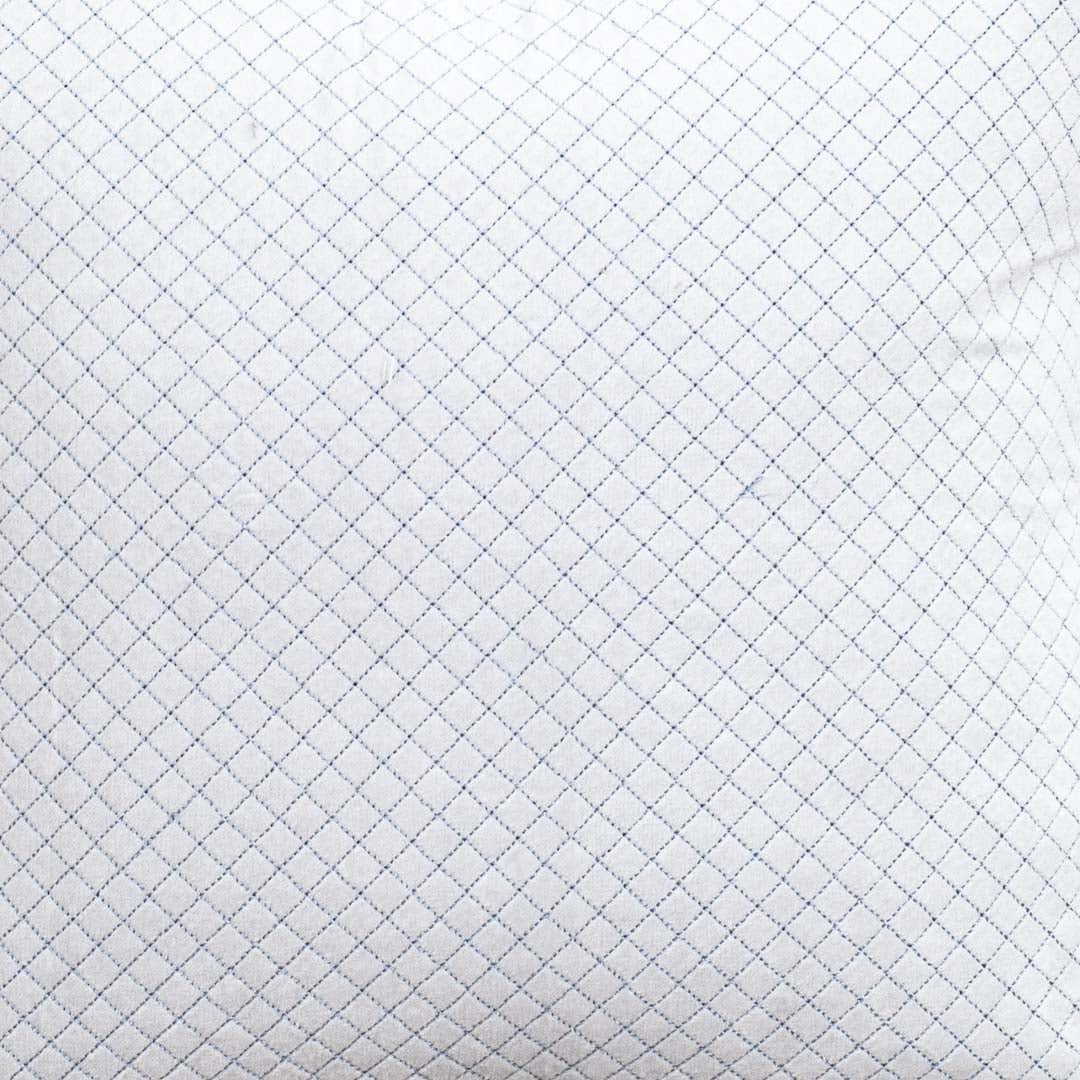 Diamond Stitch Velvet Cushion – 16 × 16 in