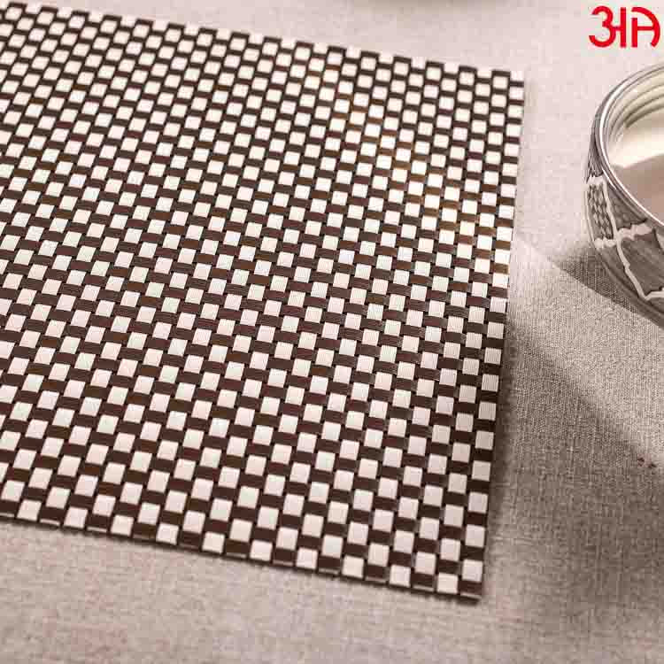 Brown And White Pvc Table Mat (2 Pcs Set) (12x18) Inch