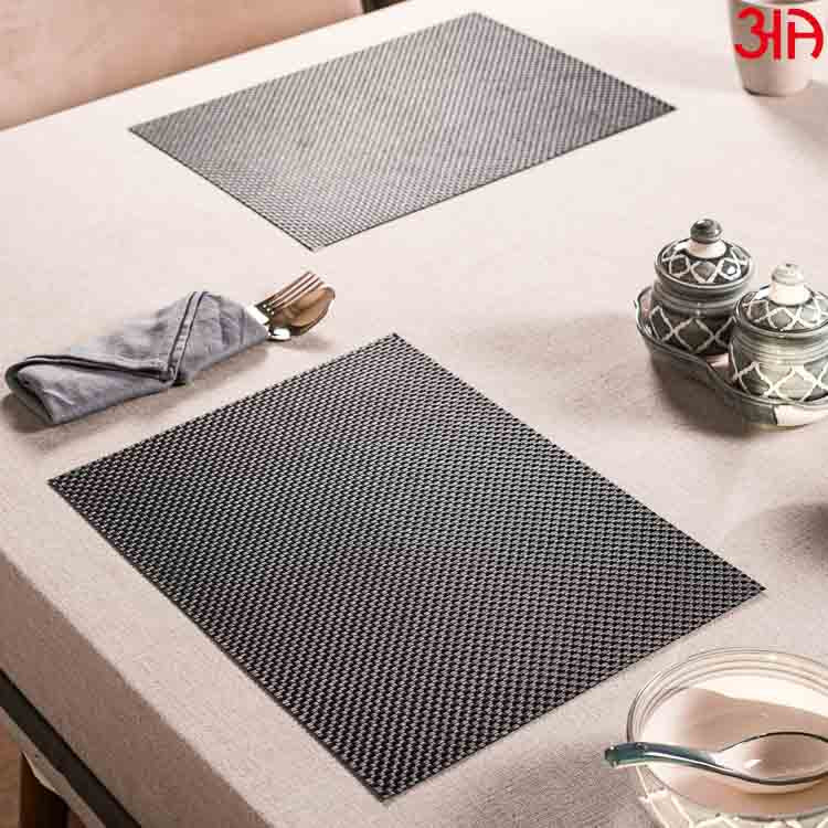 Plain Black Pvc Table Mat (2 Pcs Set) (12x18) Inch