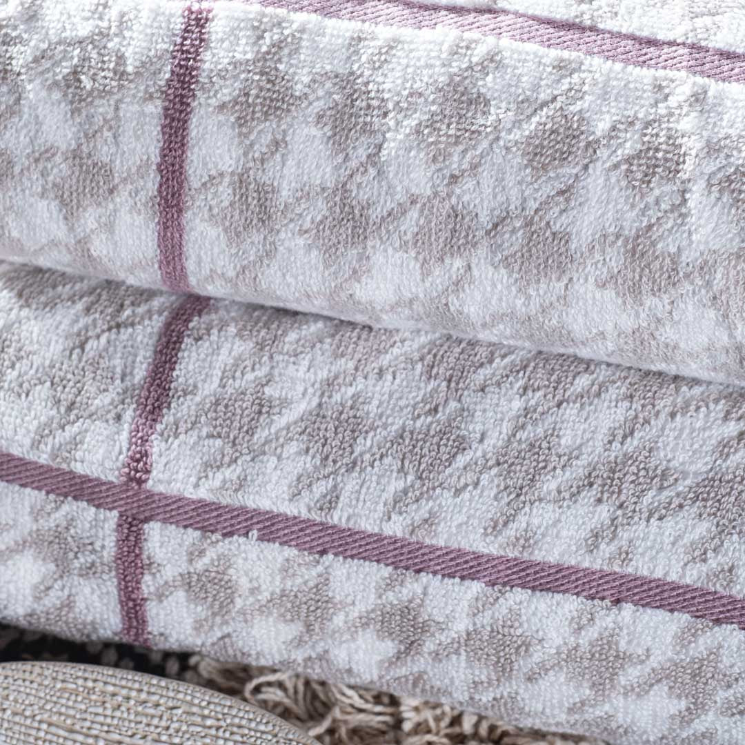 Soft Mauve Grid Cotton Towel – 42 × 75 cm  DGN-3