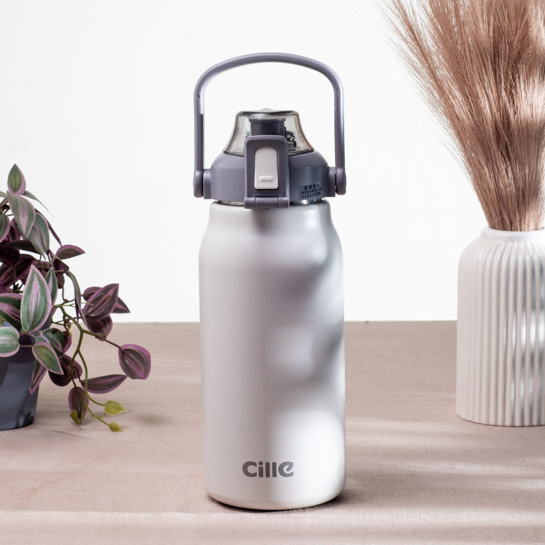 Anti-Rust Metallic Flask – 1.3L-31×10 cm