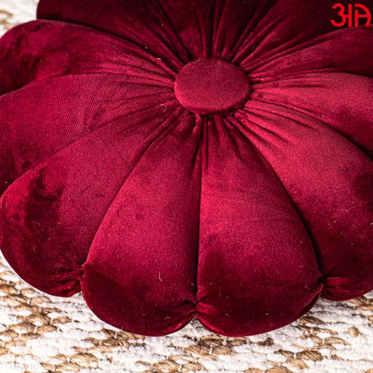 Petal Round Cushion