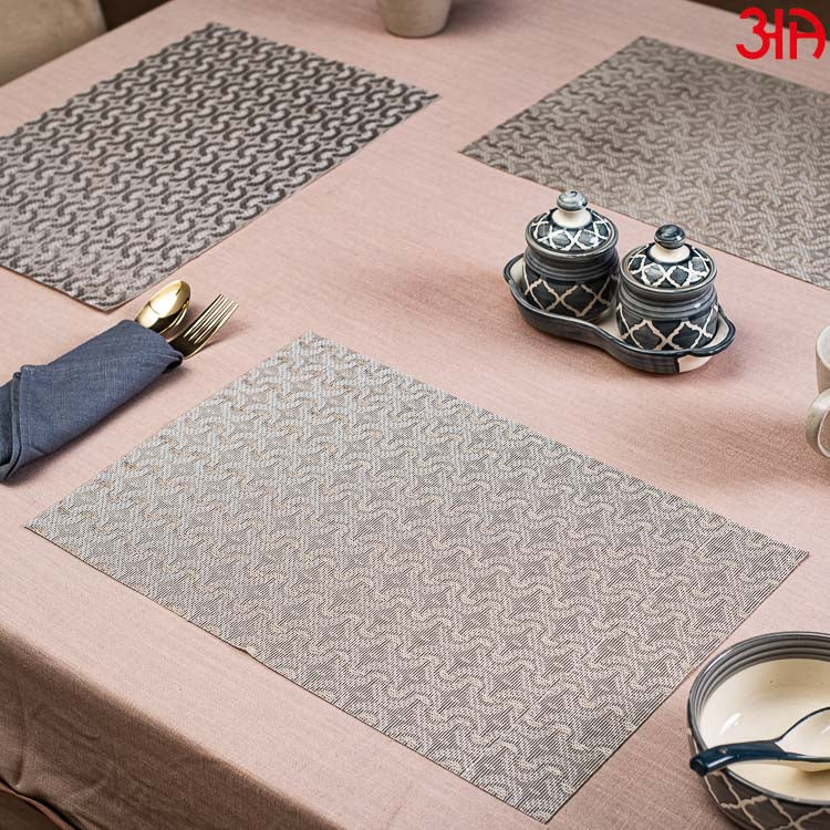 Silver Textured Pvc Table Mat (2Pcs Set) (12x18) Inch