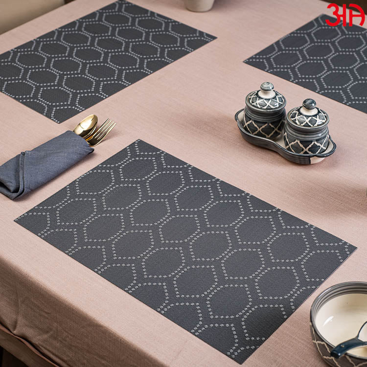 Black Honeycomb Pvc Table Mat (2Pcs Set) (12x18) Inch