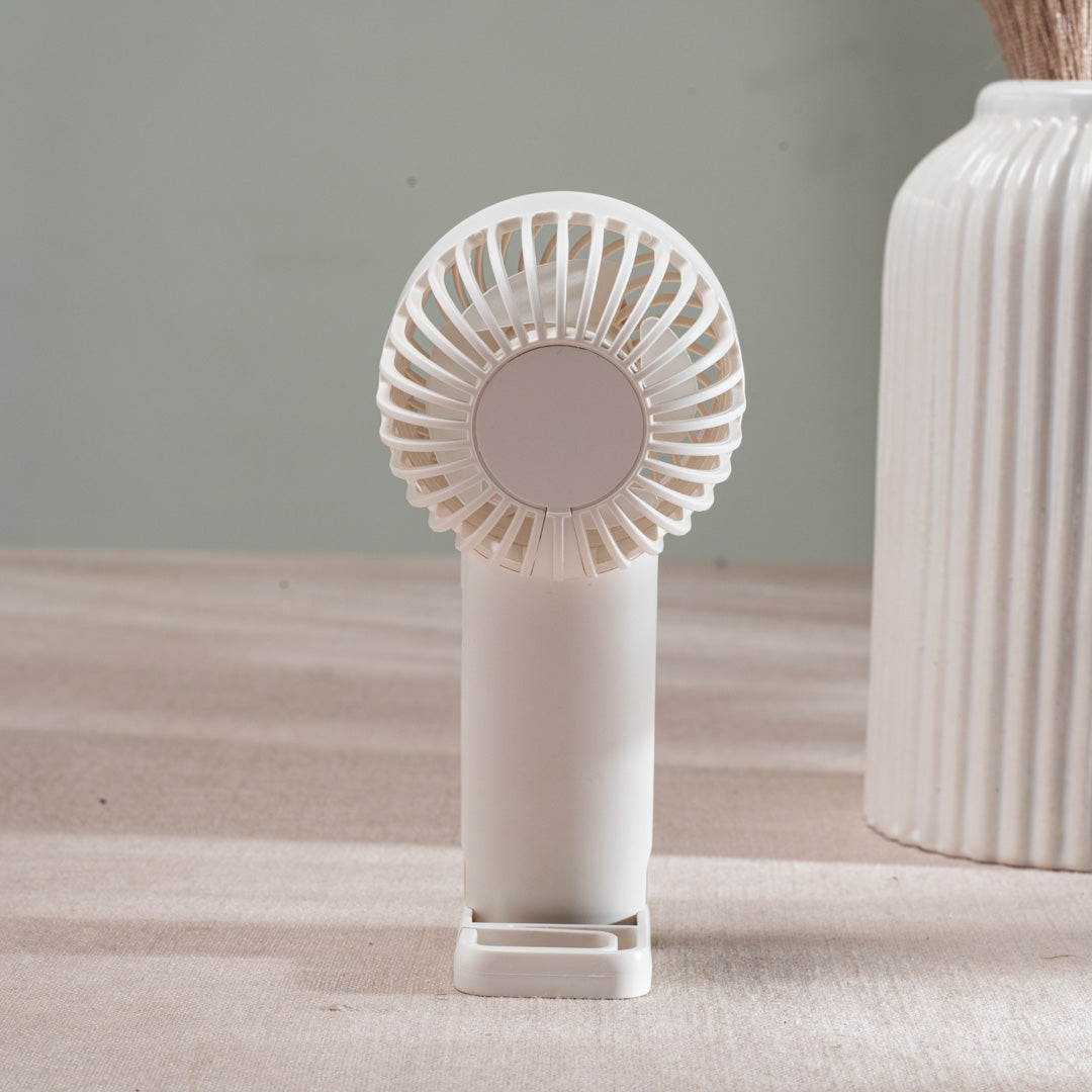 Cute Bear Portable Handheld Fan with Mist – 6 x 16 CM-White Plastic Body