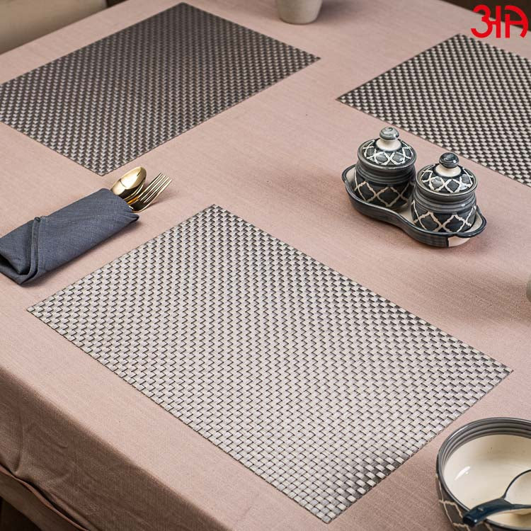 Plain Silver Pvc Table Mat (2Pcs Set) (12x18) Inch