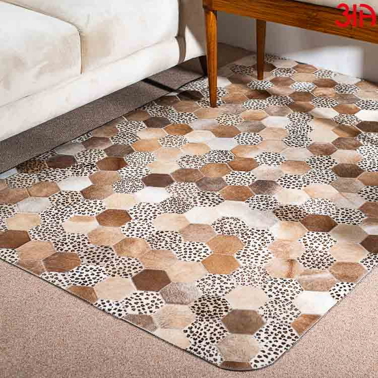 Contemporary Leather Carpet (4x6) Feet