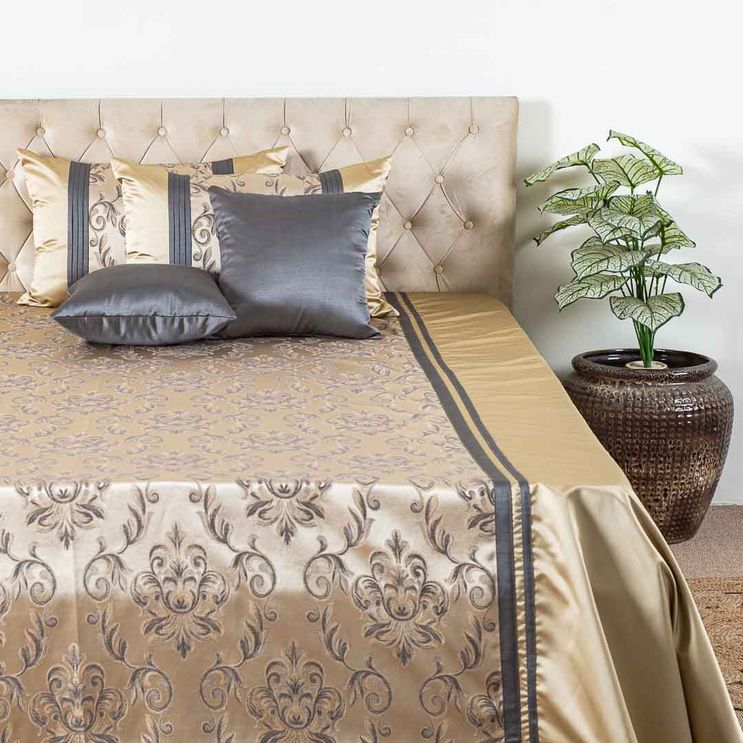 Grey and Gold pasley Jaquard King Size Mix Bedcover Set (1+2+2)