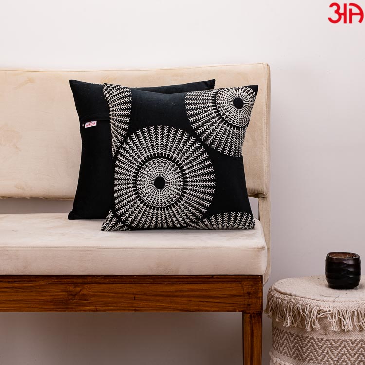 Decorative Printed Cushion Cover – 16 x 16 Inch-Black &amp; White Design
